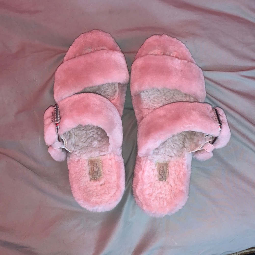 pink ugg slippers
